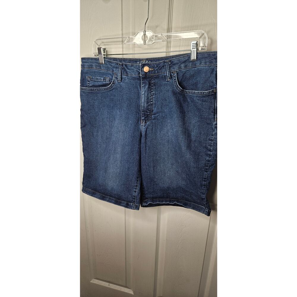 Riders by Lee Shorts Midrise Bermuda Style Woman Size 16M